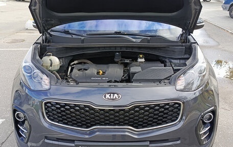 KIA Sportage IV рестайлинг, 2018 год, 2 000 000 рублей, 11 фотография