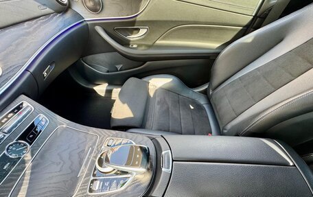 Mercedes-Benz E-Класс, 2018 год, 3 850 000 рублей, 5 фотография