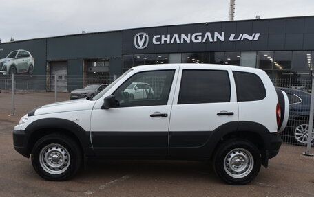 Chevrolet Niva I рестайлинг, 2018 год, 600 000 рублей, 8 фотография