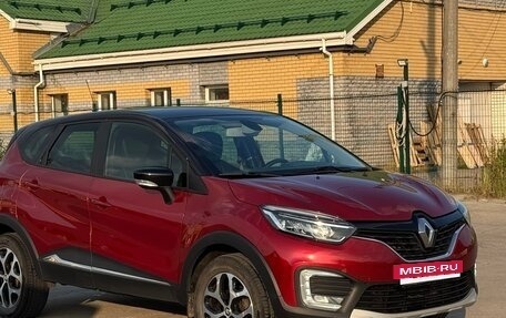 Renault Kaptur I рестайлинг, 2019 год, 1 570 000 рублей, 3 фотография