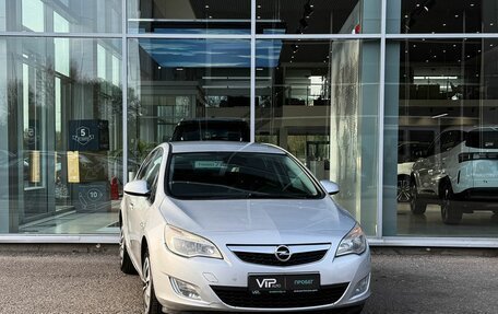 Opel Astra J, 2012 год, 865 000 рублей, 3 фотография