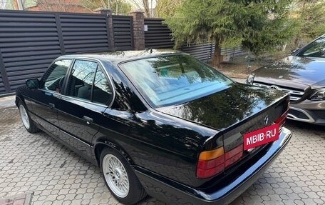 BMW 5 серия, 1992 год, 1 500 000 рублей, 13 фотография