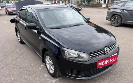 Volkswagen Polo VI (EU Market), 2011 год, 600 000 рублей, 2 фотография
