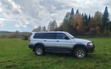 Mitsubishi Pajero Sport II рестайлинг, 2004 год, 1 200 000 рублей, 8 фотография