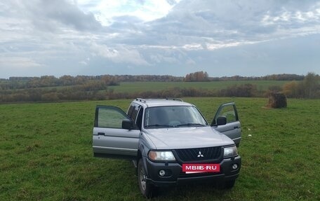 Mitsubishi Pajero Sport II рестайлинг, 2004 год, 1 200 000 рублей, 16 фотография