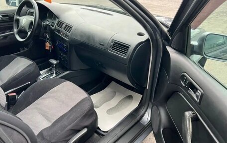Volkswagen Jetta IV, 2004 год, 500 000 рублей, 10 фотография