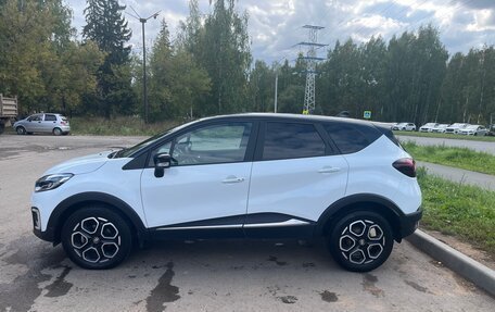 Renault Kaptur I рестайлинг, 2021 год, 1 600 000 рублей, 2 фотография