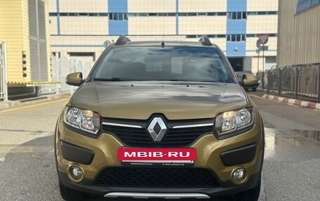 Renault Sandero II рестайлинг, 2015 год, 850 000 рублей, 2 фотография