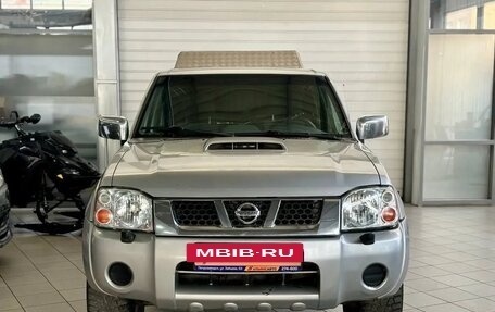 Nissan NP300, 2012 год, 885 000 рублей, 7 фотография