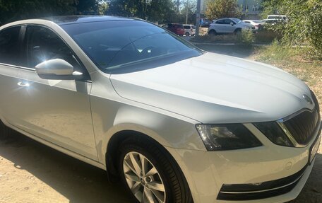 Skoda Octavia, 2017 год, 1 750 000 рублей, 2 фотография