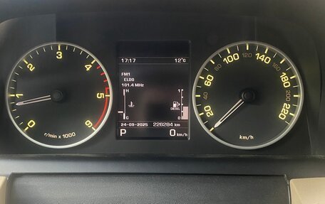 Land Rover Discovery IV, 2013 год, 2 550 000 рублей, 10 фотография