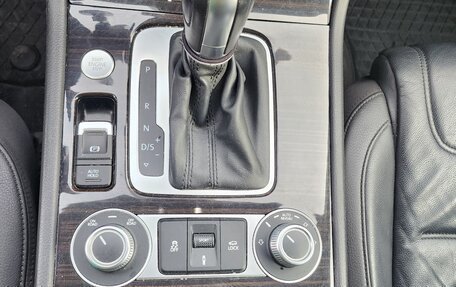 Volkswagen Touareg III, 2015 год, 2 650 000 рублей, 10 фотография