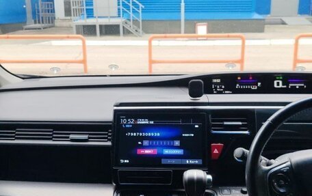 Honda Stepwgn IV, 2019 год, 2 800 000 рублей, 14 фотография