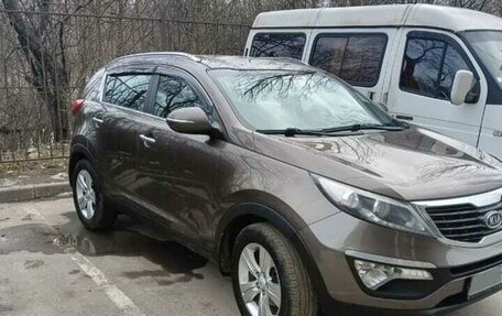 KIA Sportage III, 2011 год, 1 000 000 рублей, 3 фотография