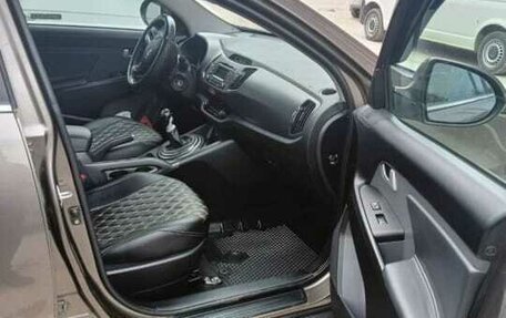 KIA Sportage III, 2011 год, 1 000 000 рублей, 7 фотография