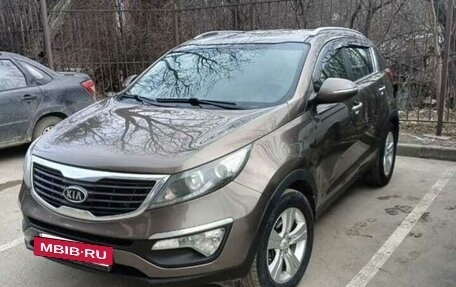 KIA Sportage III, 2011 год, 1 000 000 рублей, 2 фотография