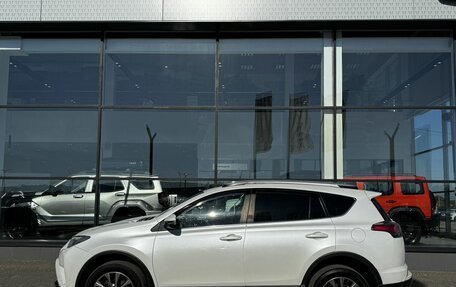 Toyota RAV4, 2018 год, 1 950 000 рублей, 3 фотография