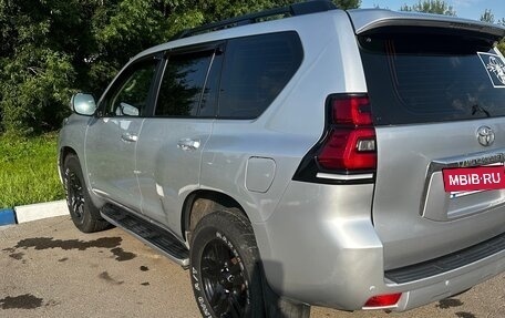 Toyota Land Cruiser Prado 150 рестайлинг 2, 2011 год, 2 888 888 рублей, 18 фотография