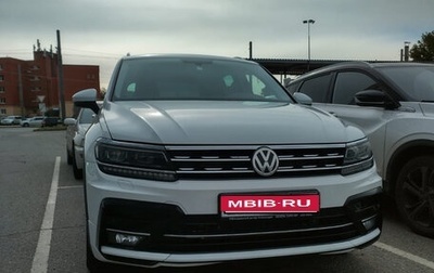 Volkswagen Tiguan II, 2018 год, 2 500 000 рублей, 1 фотография