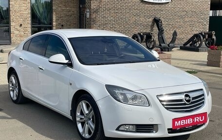 Opel Insignia II рестайлинг, 2012 год, 880 000 рублей, 3 фотография