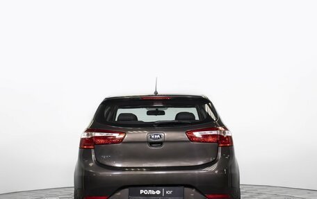 KIA Rio III рестайлинг, 2015 год, 945 000 рублей, 6 фотография