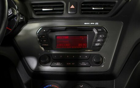 KIA Rio III рестайлинг, 2015 год, 945 000 рублей, 14 фотография