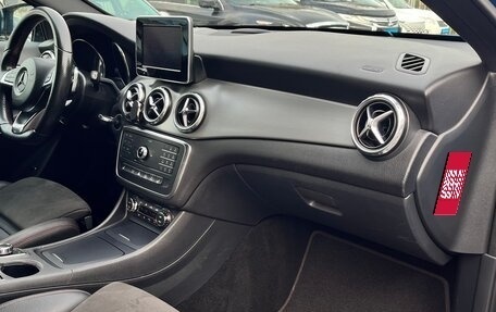Mercedes-Benz GLA, 2016 год, 1 500 000 рублей, 11 фотография