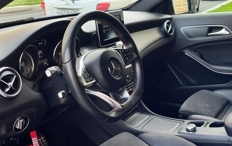Mercedes-Benz GLA, 2016 год, 1 500 000 рублей, 13 фотография