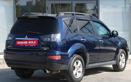Mitsubishi Outlander III рестайлинг 3, 2011 год, 880 000 рублей, 6 фотография