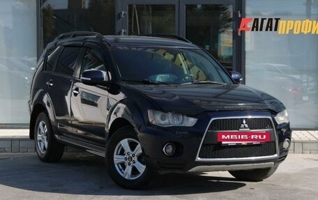 Mitsubishi Outlander III рестайлинг 3, 2011 год, 880 000 рублей, 3 фотография