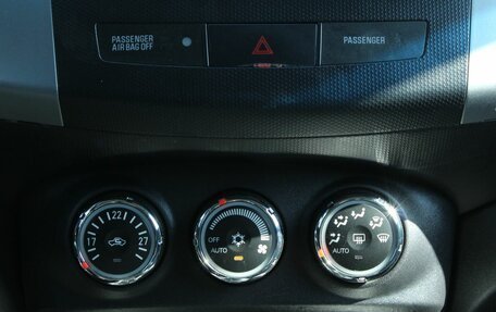 Mitsubishi Outlander III рестайлинг 3, 2011 год, 880 000 рублей, 23 фотография