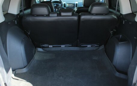 Mitsubishi Outlander III рестайлинг 3, 2011 год, 880 000 рублей, 30 фотография