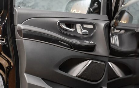 Mercedes-Benz V-Класс, 2024 год, 12 690 000 рублей, 29 фотография