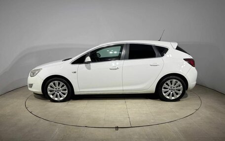 Opel Astra J, 2012 год, 600 000 рублей, 10 фотография