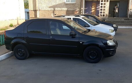 Renault Logan I, 2014 год, 310 000 рублей, 3 фотография