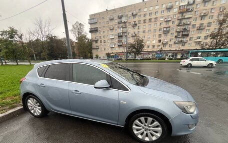 Opel Astra J, 2011 год, 600 000 рублей, 10 фотография