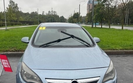 Opel Astra J, 2011 год, 600 000 рублей, 8 фотография