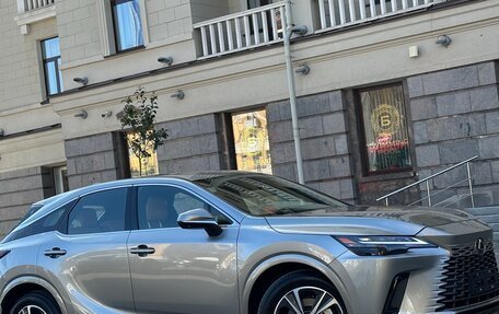 Lexus RX IV рестайлинг, 2025 год, 7 390 000 рублей, 5 фотография