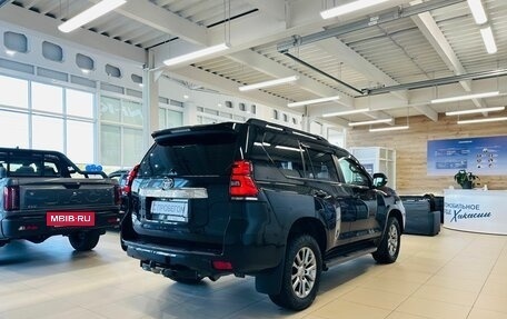 Toyota Land Cruiser Prado 150 рестайлинг 2, 2017 год, 5 199 900 рублей, 6 фотография