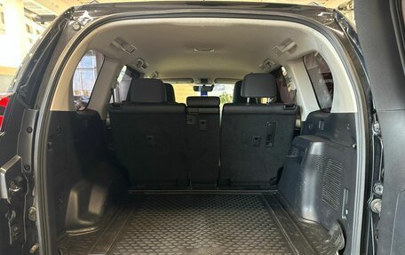 Toyota Land Cruiser Prado 150 рестайлинг 2, 2017 год, 5 199 900 рублей, 19 фотография