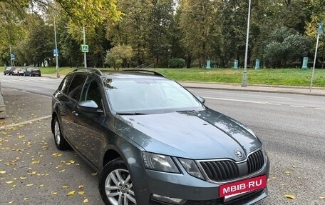 Skoda Octavia, 2018 год, 1 800 000 рублей, 14 фотография
