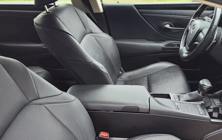 Lexus ES VII, 2021 год, 4 900 000 рублей, 2 фотография