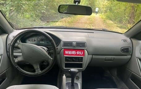 Mitsubishi Galant VIII, 2002 год, 300 000 рублей, 7 фотография
