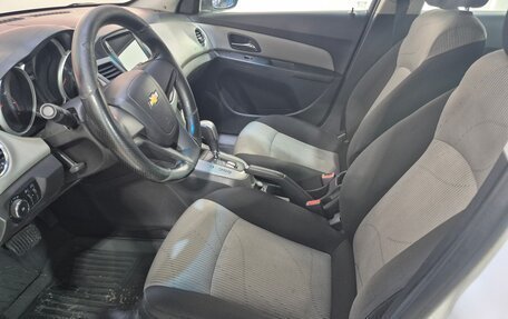 Chevrolet Cruze II, 2011 год, 635 000 рублей, 11 фотография