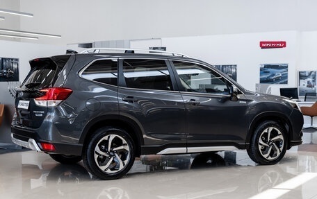 Subaru Forester, 2024 год, 5 200 000 рублей, 9 фотография
