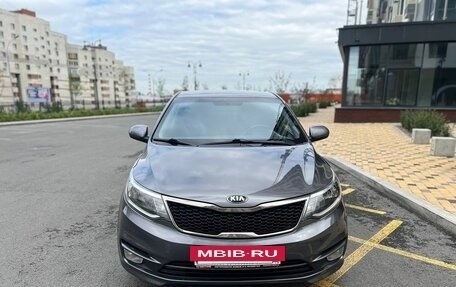 KIA Rio III рестайлинг, 2015 год, 890 000 рублей, 2 фотография