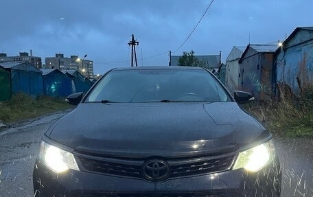Toyota Camry, 2015 год, 2 000 000 рублей, 5 фотография