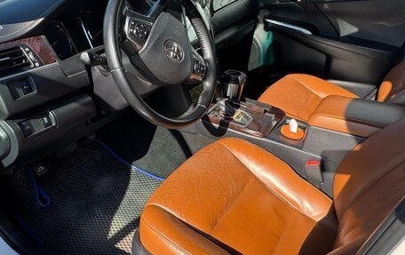 Toyota Camry, 2017 год, 2 050 000 рублей, 6 фотография