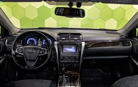 Toyota Camry, 2016 год, 2 150 000 рублей, 15 фотография