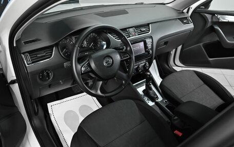 Skoda Octavia, 2017 год, 1 195 000 рублей, 8 фотография